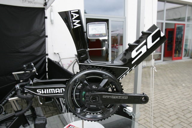 ドイツのSRMと日本のリオモが提携して新製品を発表するという撮影=山口和幸