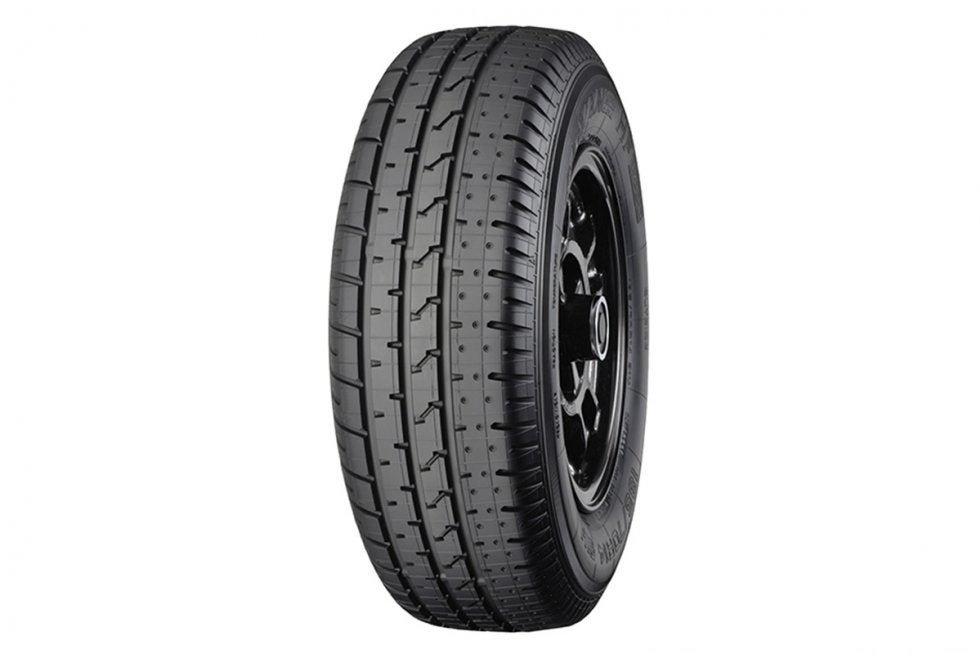 横浜ゴム 復刻版 Advan Hf Type D の開発予定サイズを決定 モータースポーツ スポーツブル スポブル