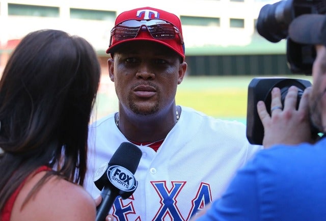 通算3000安打を達成したテキサス・レンジャーズのエイドリアン・ベルトレ(2017年7月30日)(c)Getty Images