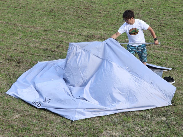 遮光コーティングを施した夏キャンプ向け「ワンポールテント」発売