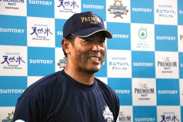 桑田がショート？侍ジャパン稲葉監督がピッチャー？…珍采配続出のサントリードリームマッチ撮影：山本有莉