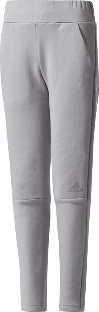 アディダス アスレチクス、ハートビート デザインの秋冬モデル「Z.N.E. PULSE」発売