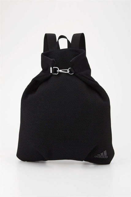 アディダス×MOUSSY、デザインと機能性を融合した新コレクション9月発売