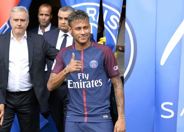 パリ・サンジェルマンのユニホームお披露目（2017年5月26日）(c) Getty Images