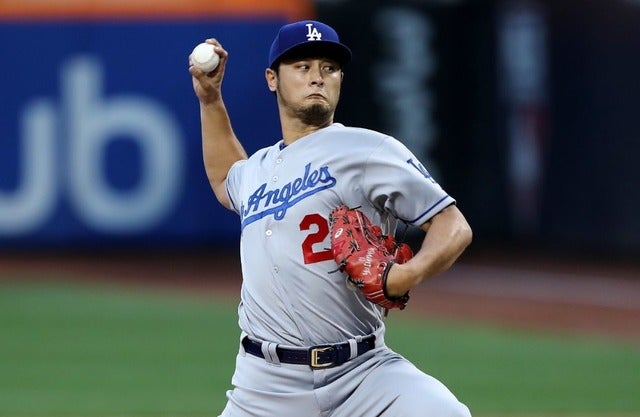 ダルビッシュ有がドジャース移籍後初登板初勝利（2017年8月4日）(c) Getty Images