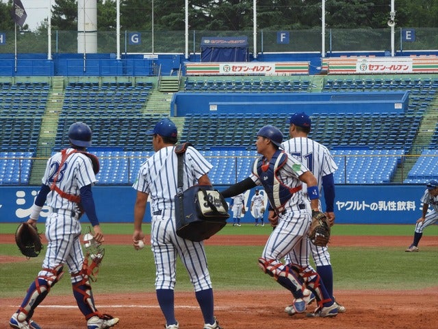 立正大のシートノック手束仁