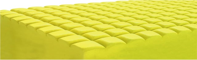 ヨネックス、膝をサポートするランニングシューズ「パワークッション セーフラン810C」発売