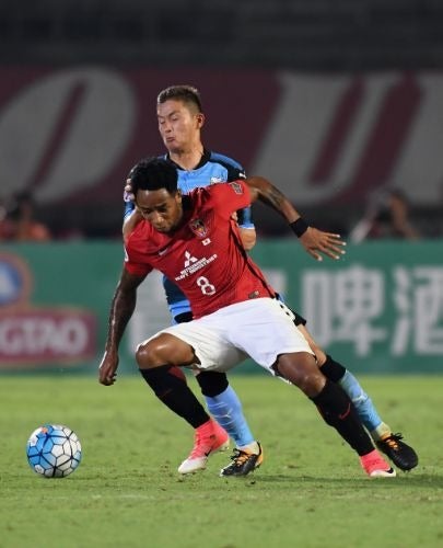 (後方)川崎フロンターレ・奈良竜樹 参考画像(c)Getty Images