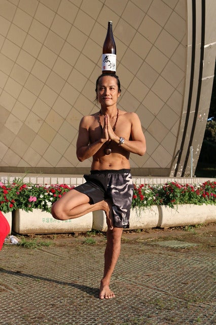 ベルマーレビールを飲みながら行うヨガ「ビールヨガ」開催