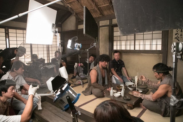 ラグビー日本代表の田中史朗、堀江翔太が時代劇にエキストラ出演(c)2017時代劇専門チャンネル/J:COM/松竹