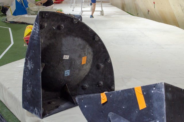 ボルダリングのホールド。裏側はこんな感じ撮影：五味渕秀行