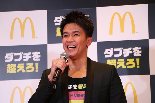 マクドナルド「ダブチを超えろ!」キャンペーン発表会に登壇した武井壮(2018年1月5日)撮影:山本有莉