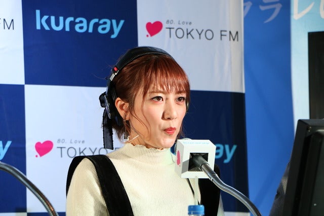 「TOKYO FMホリデースペシャル クラレ“ランドセルは海を越えて”presents 未来へのキックオフ」の公開生放送にゲスト出演した高橋みなみ（2018年1月8日）撮影：山本有莉