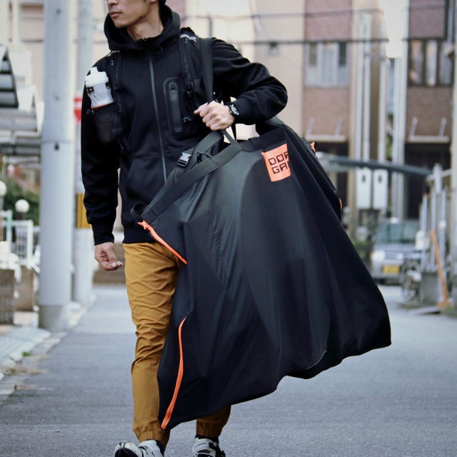 自転車をクルマの後部座席に積み込める輪行バッグ「セダンモ車載」発売