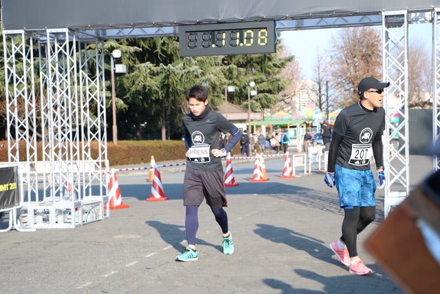 「アディゼロ」最新シューズを履いて3キロランニングに挑戦(2018年1月21日)撮影:山本有莉