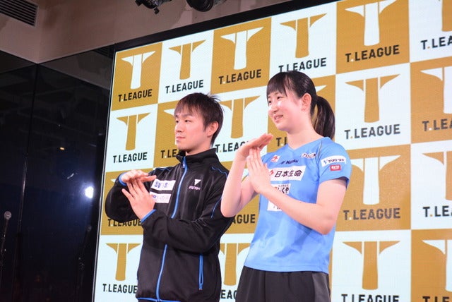 丹羽孝希選手、早田ひな選手撮影：大日方航