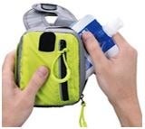 運動中に動きを止めずに水分補給できるゼリー飲料専用保冷バッグ3月発売…サーモス