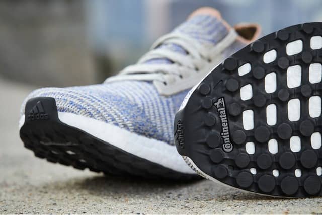 アディダス、女性専用ランニングシューズ「ウルトラブースト X」春夏モデル発売