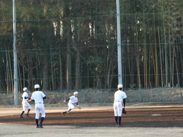 選手たちは自主性を重んじながら練習撮影：手束仁