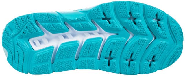 速さ、軽さ、反発性を高めたランニングシューズ「FLY」シリーズ発売…ホカ オネオネ