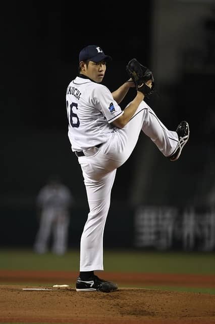 プロ野球12球団が行う公式戦をJ:COMが生放送