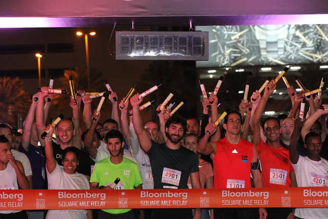 企業単位で参加するランイベント「ブルームバーグ スクエア・マイル・リレー 東京」5月開催