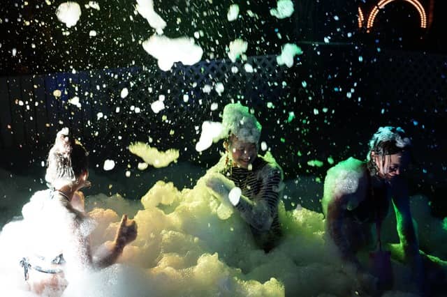 ロングスライダーやナイトプールが楽しめる「4大ウォーターパーク」がハウステンボスに誕生