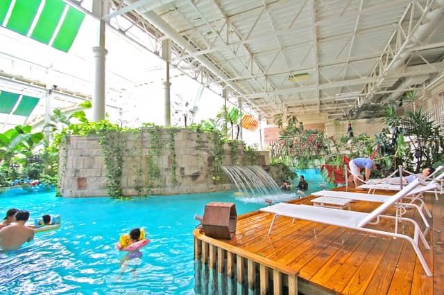 ロングスライダーやナイトプールが楽しめる「4大ウォーターパーク」がハウステンボスに誕生