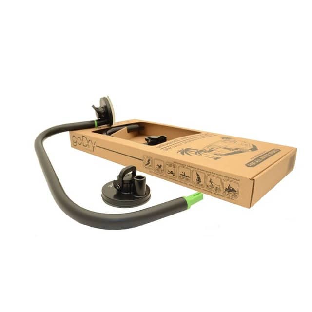 スペイン生まれのウォータースポーツ向けハンガー「goDry Hanger」日本上陸