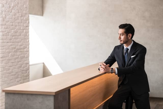 サッカーができるほどアクティブなビジネスウェア「Umditional Pants」販売開始