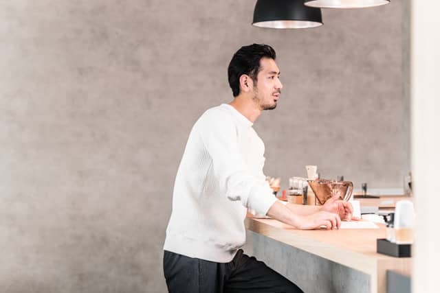 サッカーができるほどアクティブなビジネスウェア「Umditional Pants」販売開始