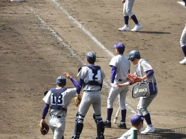 花巻東のシートノック撮影：手束仁