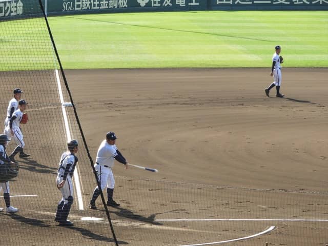 日本航空石川のシートノック撮影：手束仁