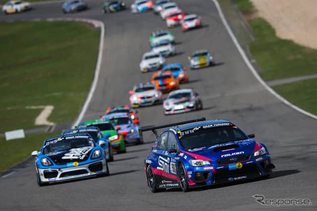 ニュル現地での「予選レース」に参戦したSUBARU WRX STI。《写真提供 SUBARU / STI》