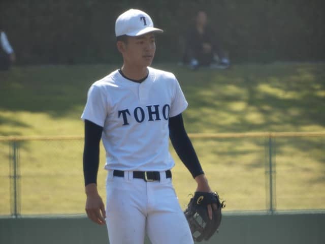 東邦・石川昂弥君_R撮影：手束仁