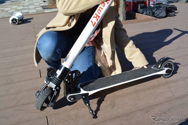 MaKingのマルチ電動キックボード『New K7』《画像提供 MaKing》