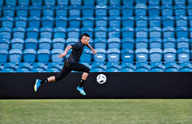 アディダスフットボール、スピードプレーヤー向けのスパイク「X18」発売