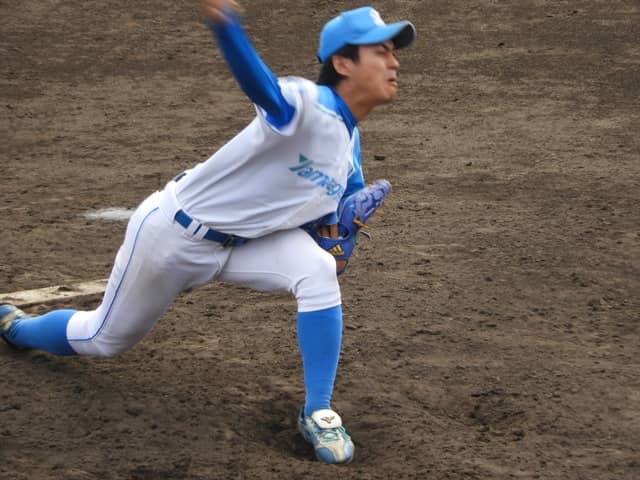山岸ロジスターズ・則本佳樹(北大津→近畿大)撮影：手束仁