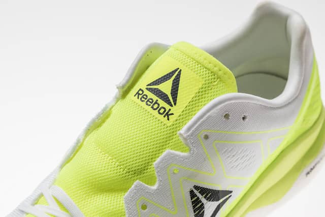 リーボック、約100グラムのレーシングシューズ「FLOATRIDERUNFAST PRO」限定発売