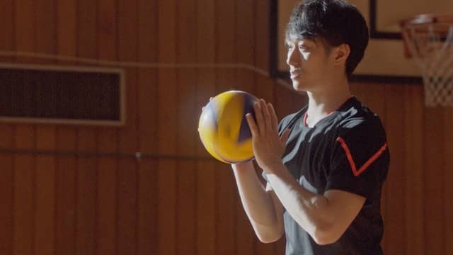 全日本男子バレーボールキャプテン柳田将洋がスゴ技プレーを披露！WEBムービー公開