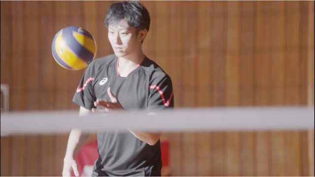 全日本男子バレーボールキャプテン柳田将洋がスゴ技プレーを披露！WEBムービー公開