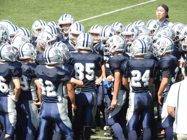 意識を高め合う知徳の選手たち撮影：手束仁