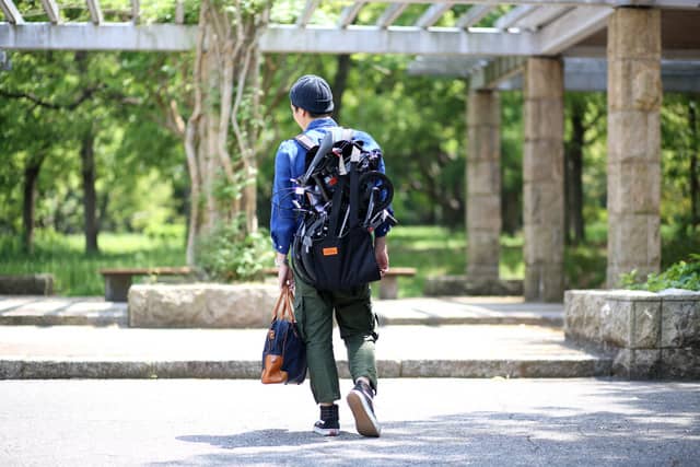 折りたたみ自転車を背負って運べるリュック型輪行バッグ「ショエル」発売