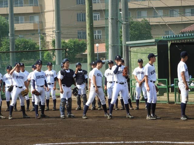 伝統校の重みを背負って…撮影：手束仁