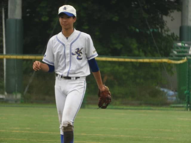 チームを引っ張る川越東・高波君撮影:手束仁