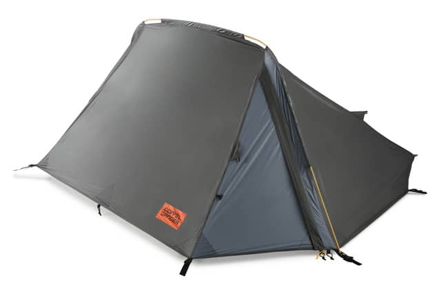 自転車を置けるサイクリスト向けツールームテント「バックフリップバイシクルテント」発売