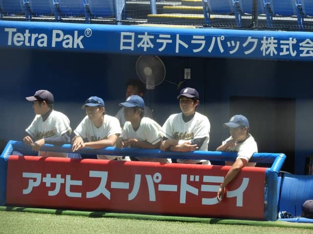 芝浦工大ベンチ撮影：手束仁