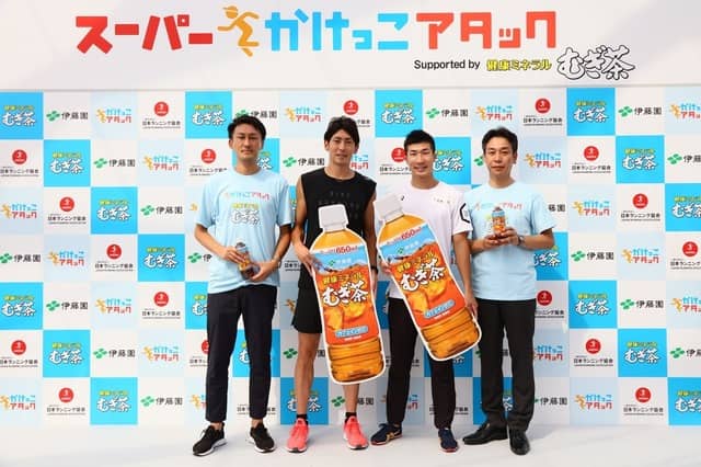 桐生祥秀「練習をやりたくない日もあります」…健康ミネラルむぎ茶イベント