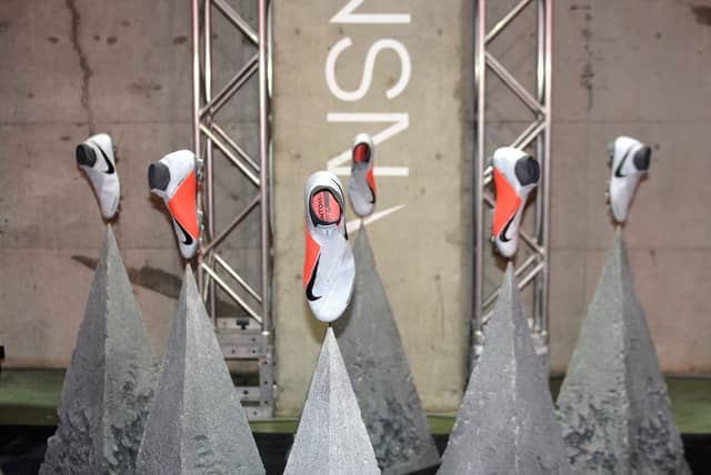 ナイキの「ファントム ビジョン」を実際に履いてみた…足への馴染み方がすごい！撮影：大日方航