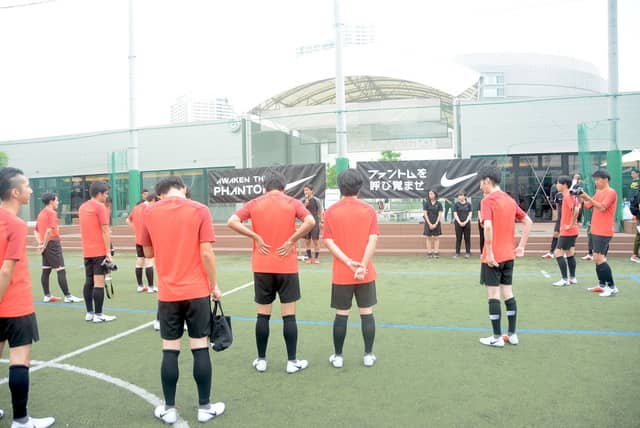 ナイキの「ファントム ビジョン」を実際に履いてみた…足への馴染み方がすごい！撮影：大日方航